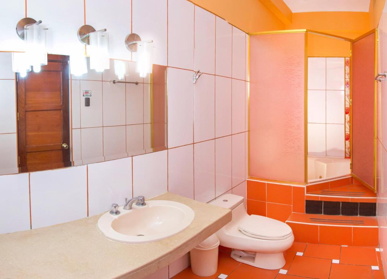 Hotel Colon Plaza Ica Kültér fotó